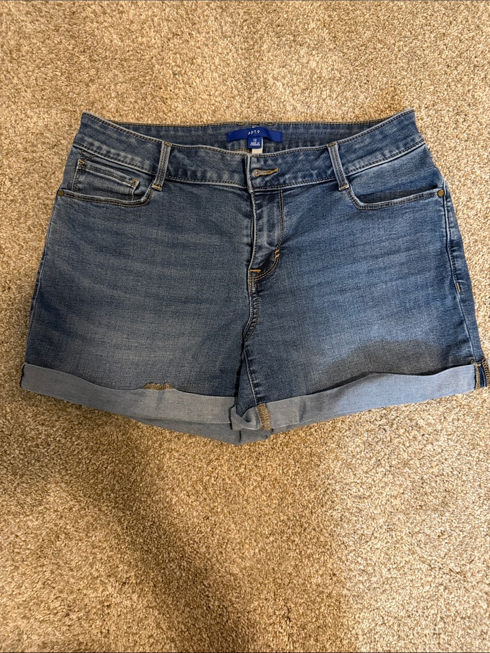 Apt. 9 Women's Medium Blue Rolled-Hem Denim Shorts